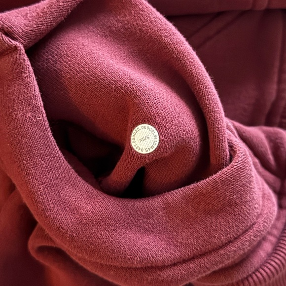 Lululemon scuba 1/2 zip - Picture 4 of 5